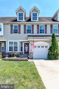 119 Westbrook Dr Swedesboro, NJ 08085