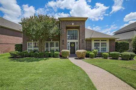 8820 High Meadows Drive Plano, TX 75025