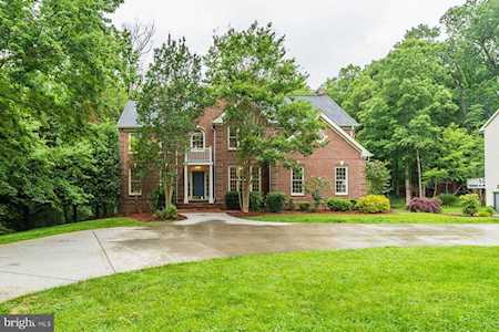 10112 Garrett St Vienna, VA 22181