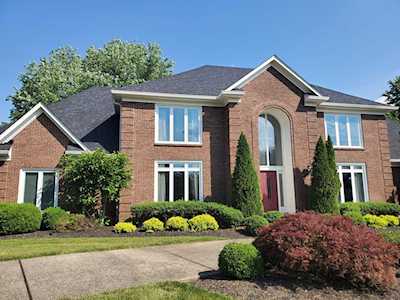 8208 Westover Dr Prospect, KY 40059
