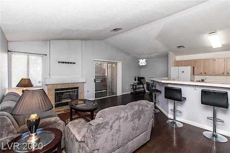 700 Wheat Ridge Ln #204 Las Vegas, NV 89145