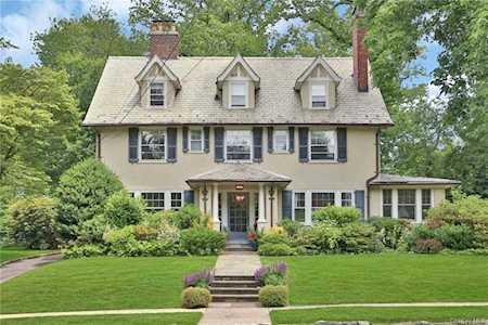 122 Loring Avenue Pelham, NY 10803