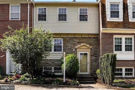 3273 Victor Circle Annandale, VA 22003