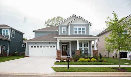 2189 Maytown Cir Thompsons Station, TN 37179