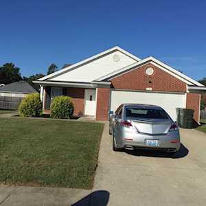 321 Clover Cove Dr Shepherdsville, KY 40165