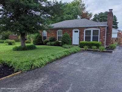 3315 Acacia Ave Shepherdsville, KY 40165