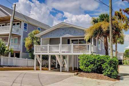 13 E Atlanta Street Wrightsville Beach, NC 28480