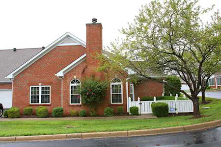 8220 Saint Andrews Village Dr Louisville, KY 40241