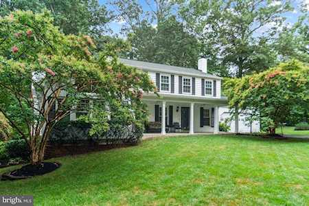 2905 Blue Robin Ct Herndon, VA 20171