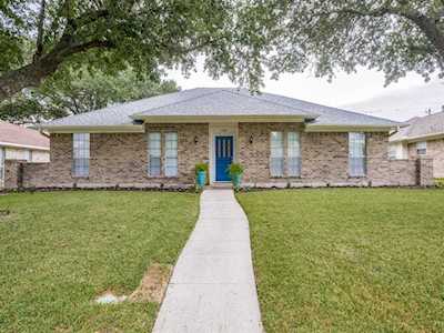 10322 Cimmaron Trail Dallas, TX 75243