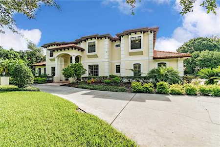 17003 Madres De Avila Tampa, FL 33613