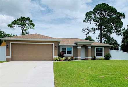 3422 Moravia Ave North Port, FL 34286