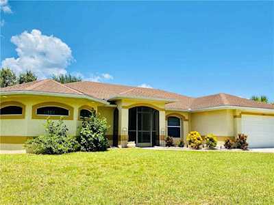 1809 N San Mateo Dr North Port, FL 34288