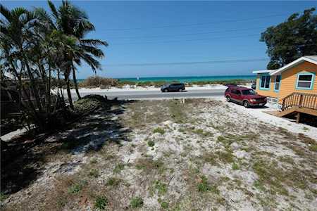 1205 Gulf Dr S #A Bradenton Beach, FL 34217