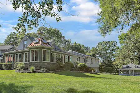 1108 W Church Street Newark, OH 43055