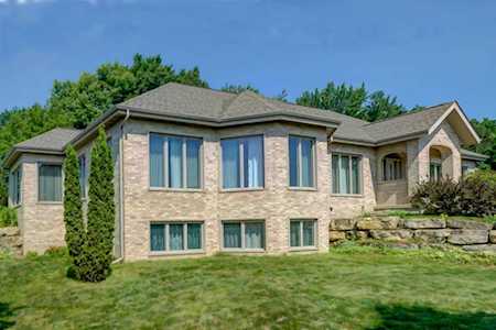 3875 Cardinal Point Tr Middleton, WI 53593