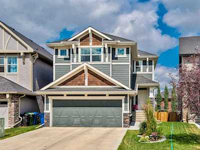 111 Valley Pointe Way NW Calgary, AB T3B 6B2