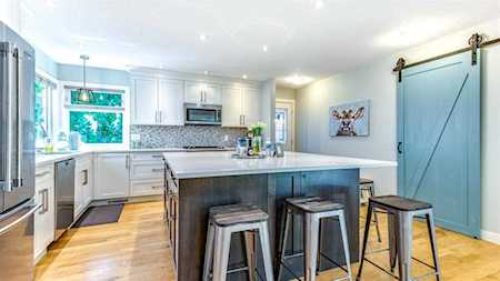 155 Midpark Crescent SE Calgary, AB T2X 1S7