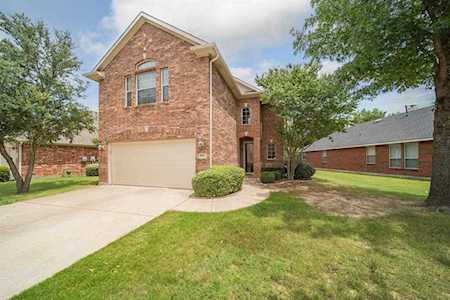 8612 Tyler Drive Lantana, TX 76226