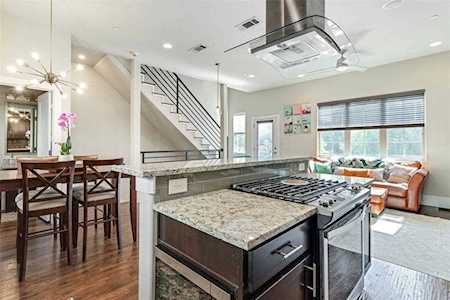 5820 Bryan Parkway #10 Dallas, TX 75206