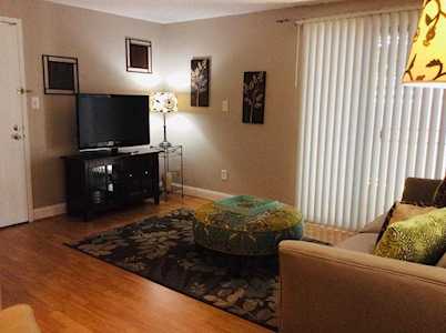19 Village Hill Ln #4 Natick, MA 01760