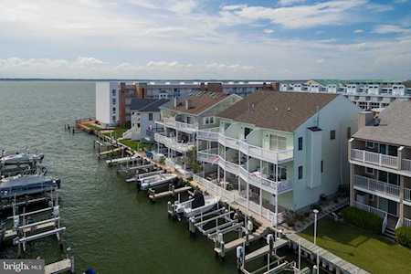 737 Mooring Rd Ocean City, MD 21842