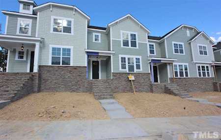 704 Carraway Garden Drive Wake Forest, NC 27587
