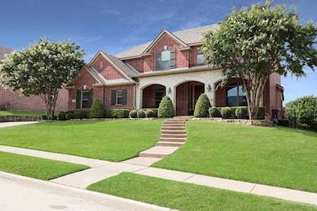 4004 Hook Bill Drive Mckinney, TX 75072