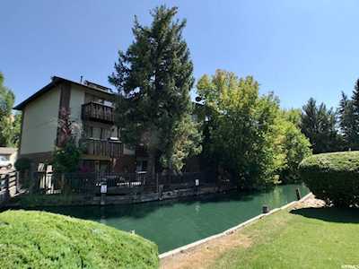 4766 S Woodduck E Ln Millcreek, UT 84117