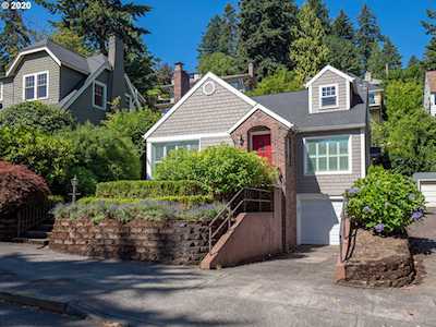 203 SW Kingston Ave Portland, OR 97205