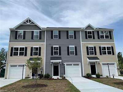 118 Manilla Circle #1C Hampton, VA 23669