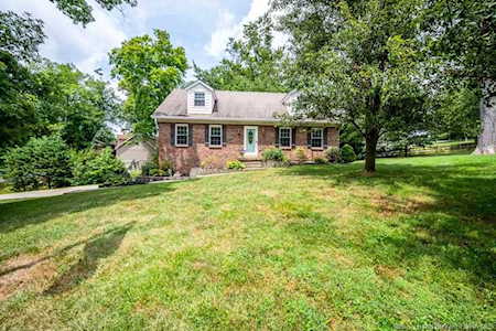 4032 Tanglewood Dr Floyds Knobs, IN 47119