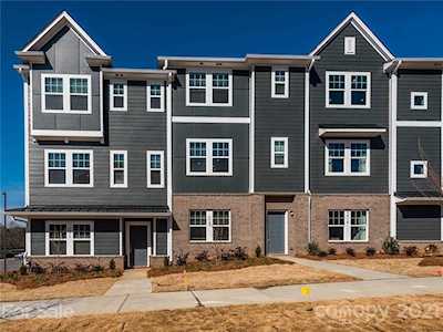 3926 Memorial Parkway Charlotte, NC 28217