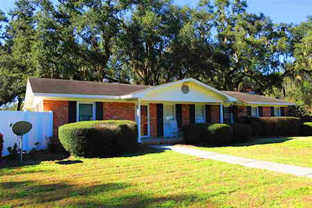 2001 Shady Oaks Dr Tallahassee, FL 32303