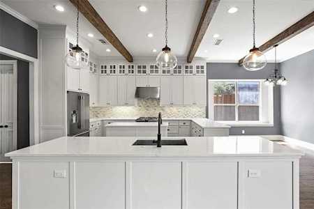 7045 Grand Hollow Drive Plano, TX 75024
