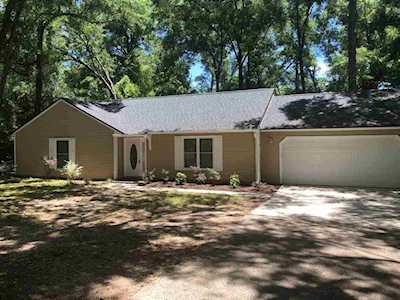 3024 Giles Place Tallahassee, FL 32309