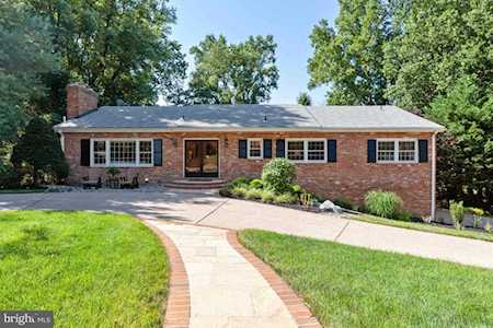 1512 Laburnum St Mclean, VA 22101