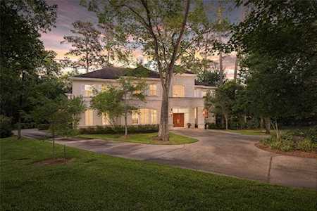55 Stillforest St Piney Point Village, TX 77024