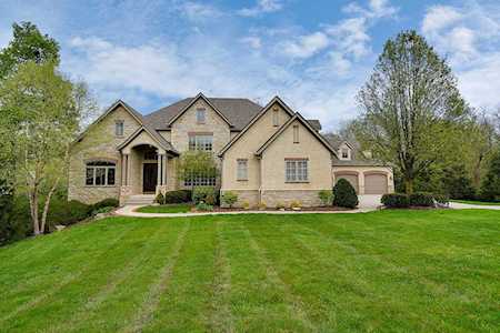 9785 Riverway Run Powell, OH 43065