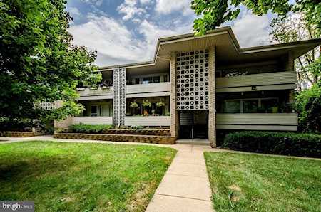 114 Birch St #B-5 Falls Church, VA 22046