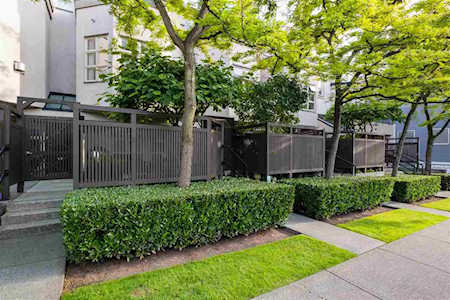 1354 W 8th Avenue Vancouver, BC V6H 4A6