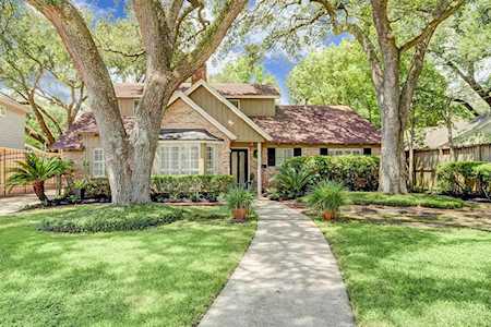 12450 Kimberley Ln Houston, TX 77024