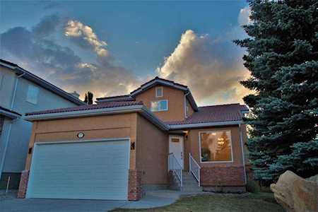 77 Christie Park View SW Calgary, AB T3H 2Y7