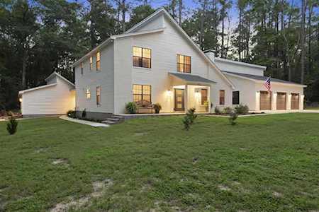 1935 Willow Run Dr Tallahassee, FL 32312