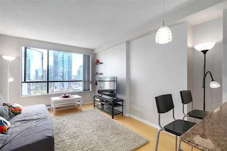 1189 Howe Street #1604 Vancouver, BC V6Z 2X4