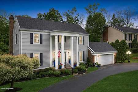 5216 Moccasin Trail Louisville, KY 40207