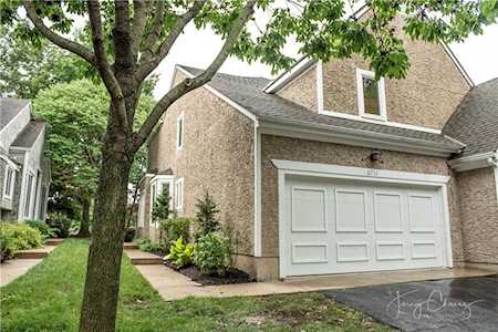 6711 W 126th Place Leawood, KS 66209