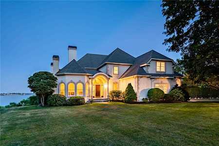 245 Indian Ave Portsmouth, RI 02871