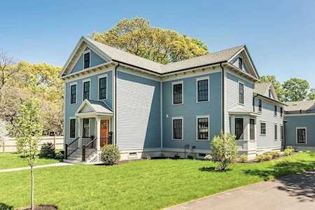 336 Newtonville Ave #1 Newton, MA 02460