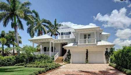 454 Harbor Dr S Indian Rocks Beach, FL 33785